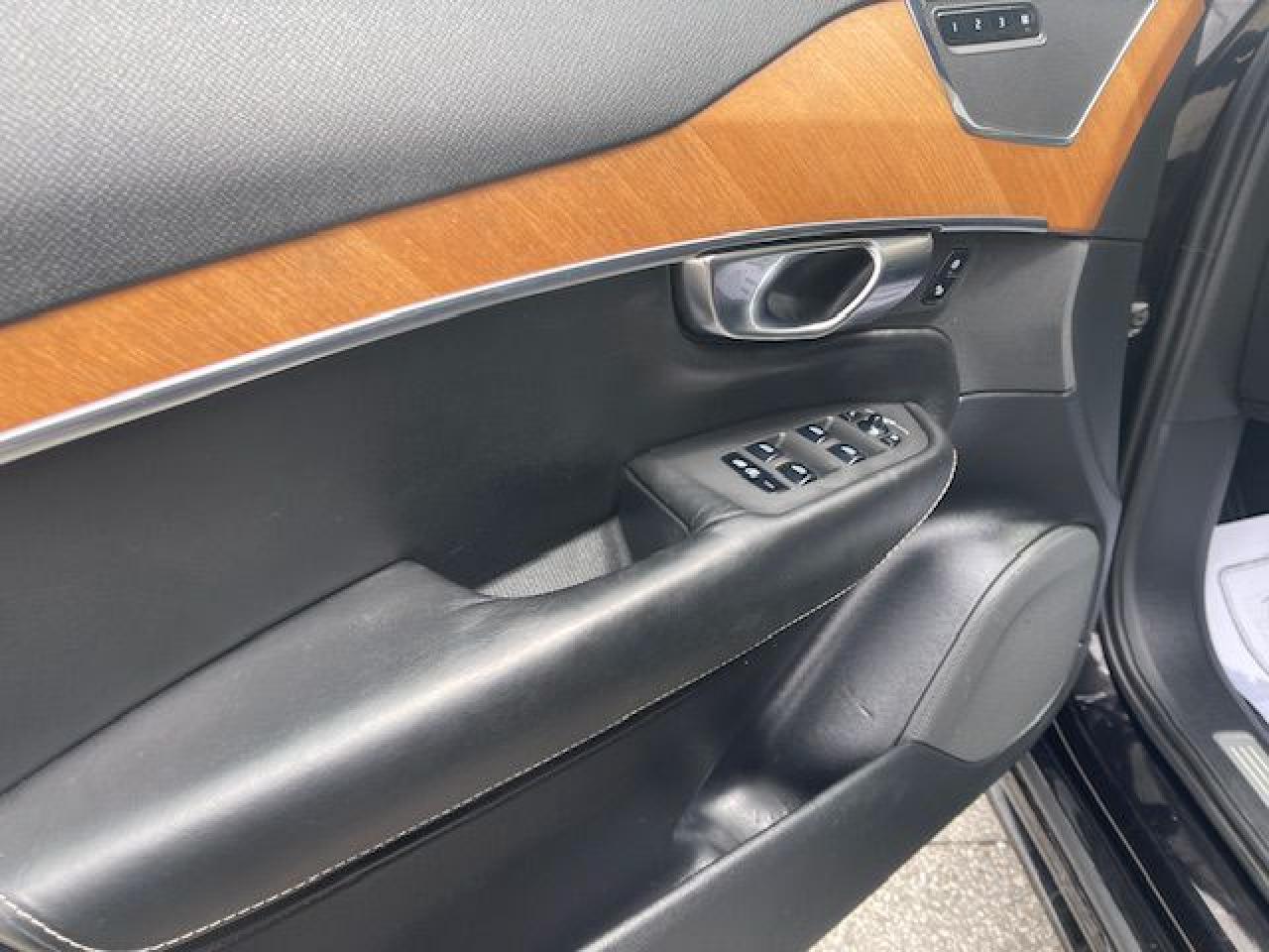 2018 Volvo XC90 T6 T6 INSCRIPTION - Photo #15