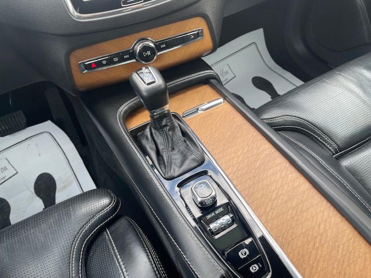2018 Volvo XC90 T6 T6 INSCRIPTION - Photo #23