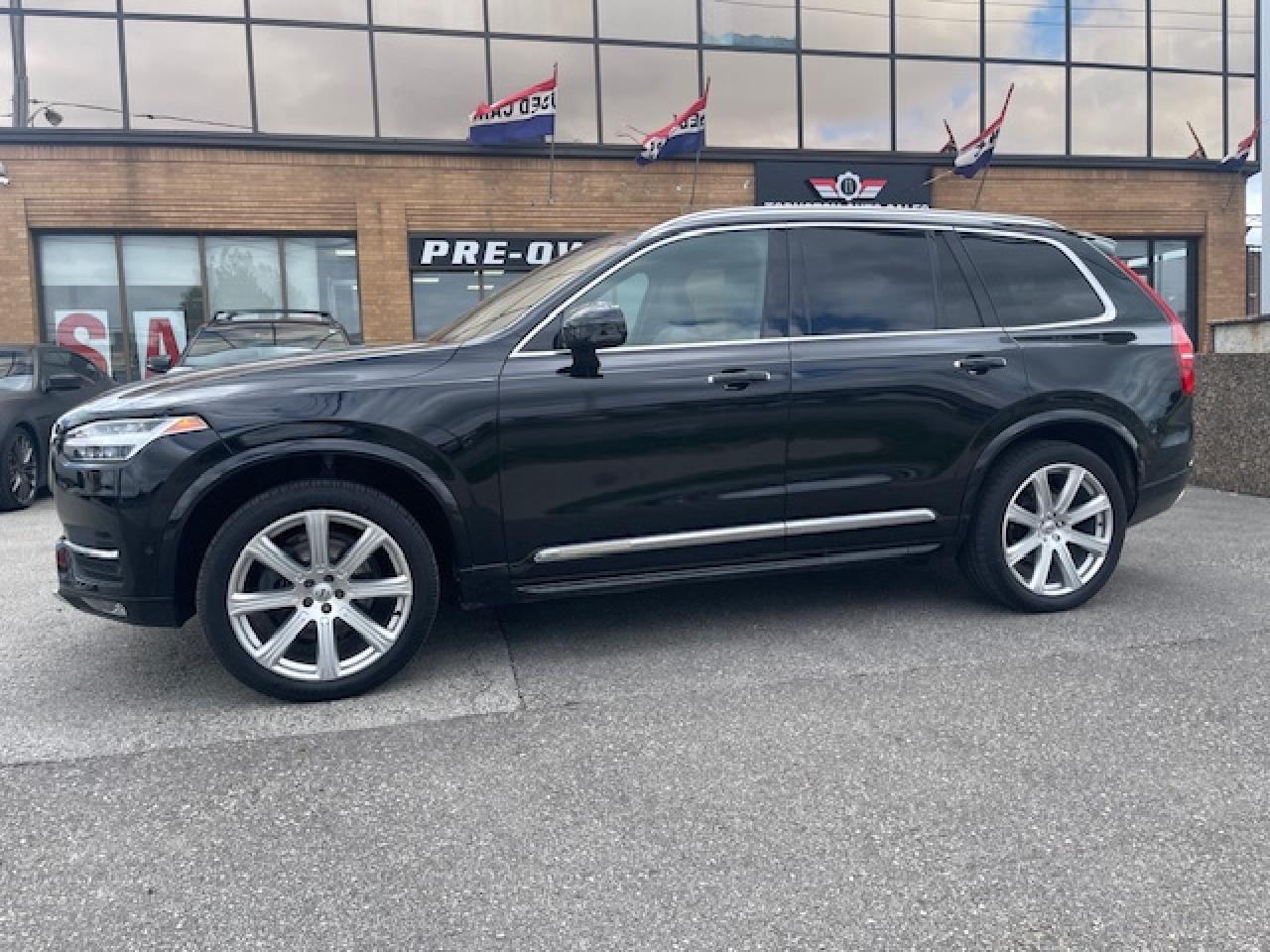 2018 Volvo XC90 T6 T6 INSCRIPTION / NAVIAGATION / PANORAMIC SUNROOF - Photo #4