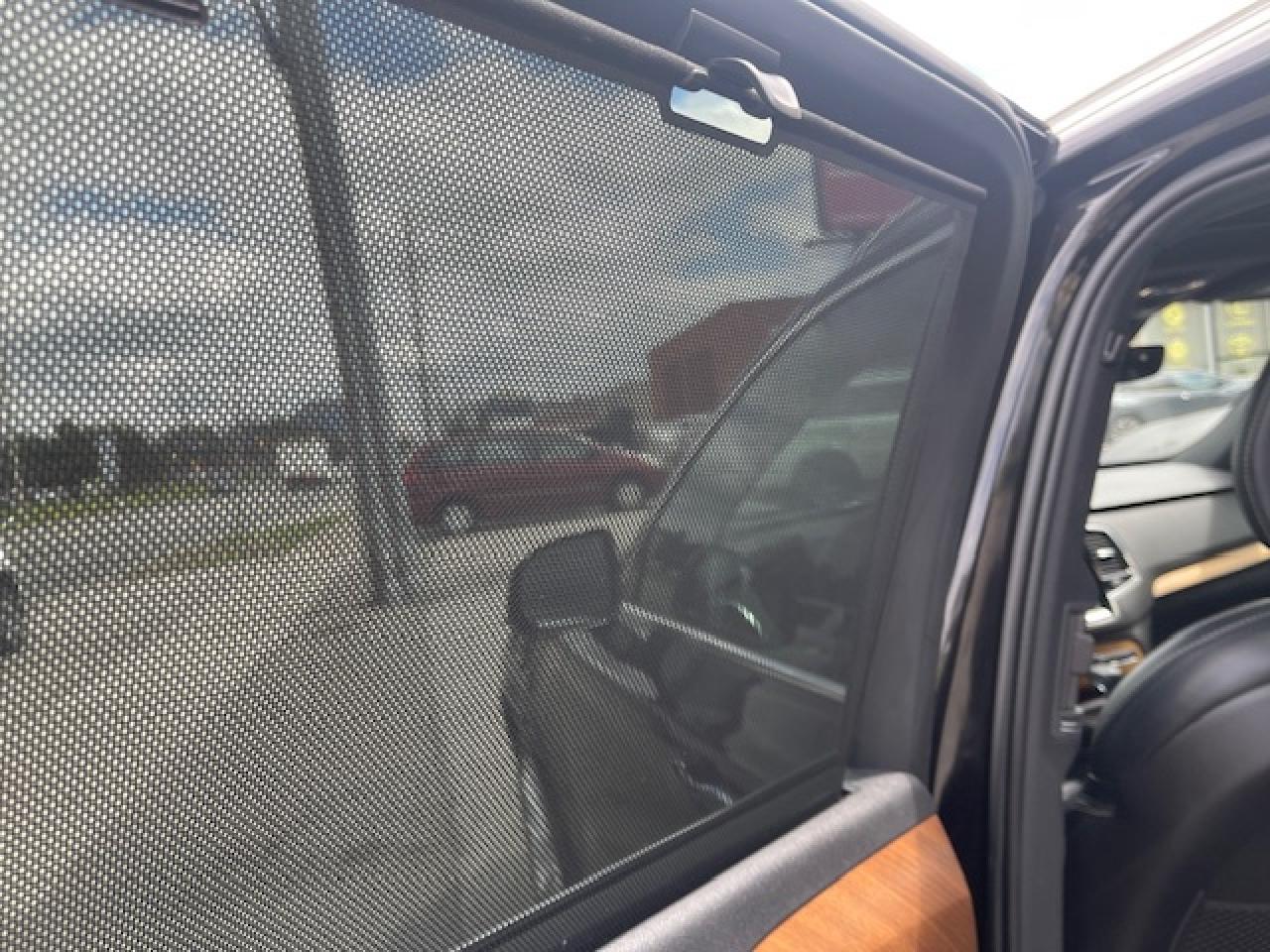 2018 Volvo XC90 T6 T6 INSCRIPTION / NAVIAGATION / PANORAMIC SUNROOF - Photo #25