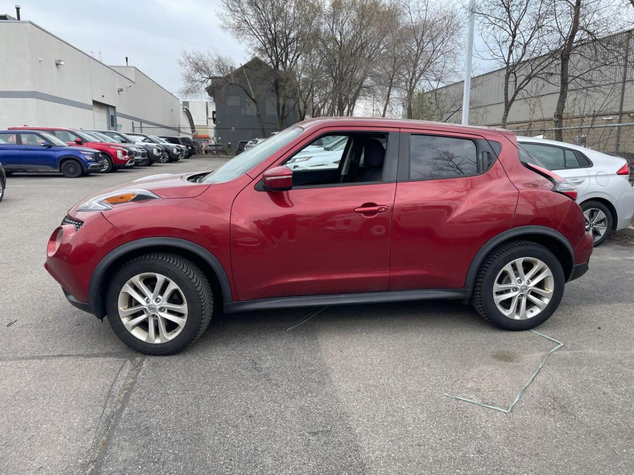 2015 Nissan Juke 5dr Wgn CVT SV AWD Clean CarFax Finance Trades OK! - Photo #6
