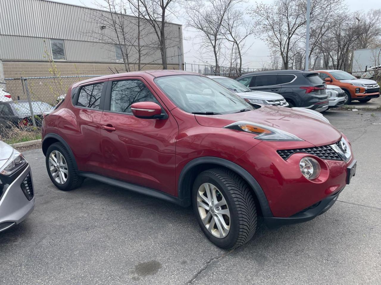 2015 Nissan Juke 5dr Wgn CVT SV AWD Clean CarFax Finance Trades OK! - Photo #8