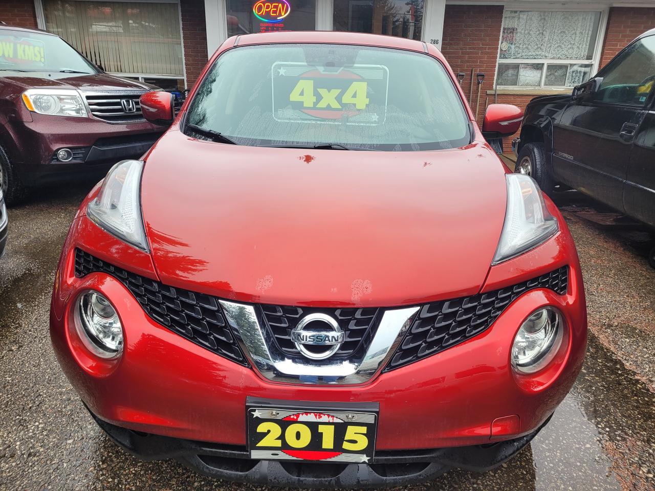 2015 Nissan Juke 5dr Wgn CVT SV AWD Clean CarFax Finance Trades OK! - Photo #2