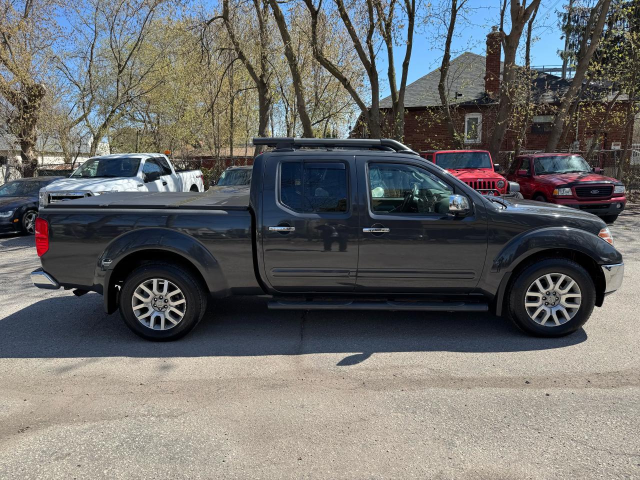 2012 Nissan Frontier SL CREWCAB! - 4X4 - Photo #6