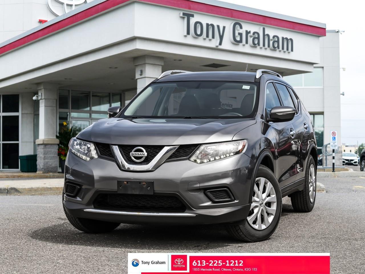 Used 2014 Nissan Rogue S for sale in Ottawa, ON
