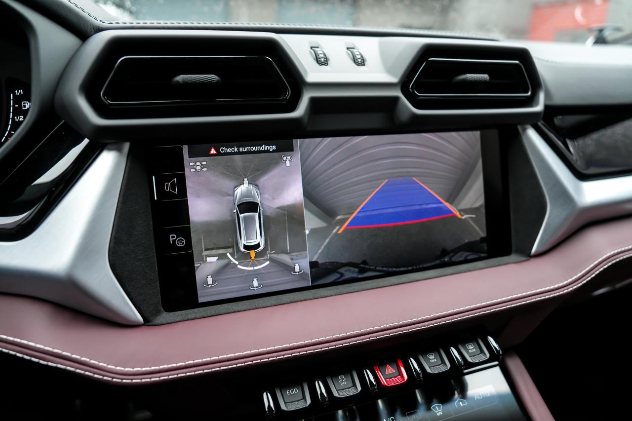 2025 Lamborghini Urus SE - Photo #6