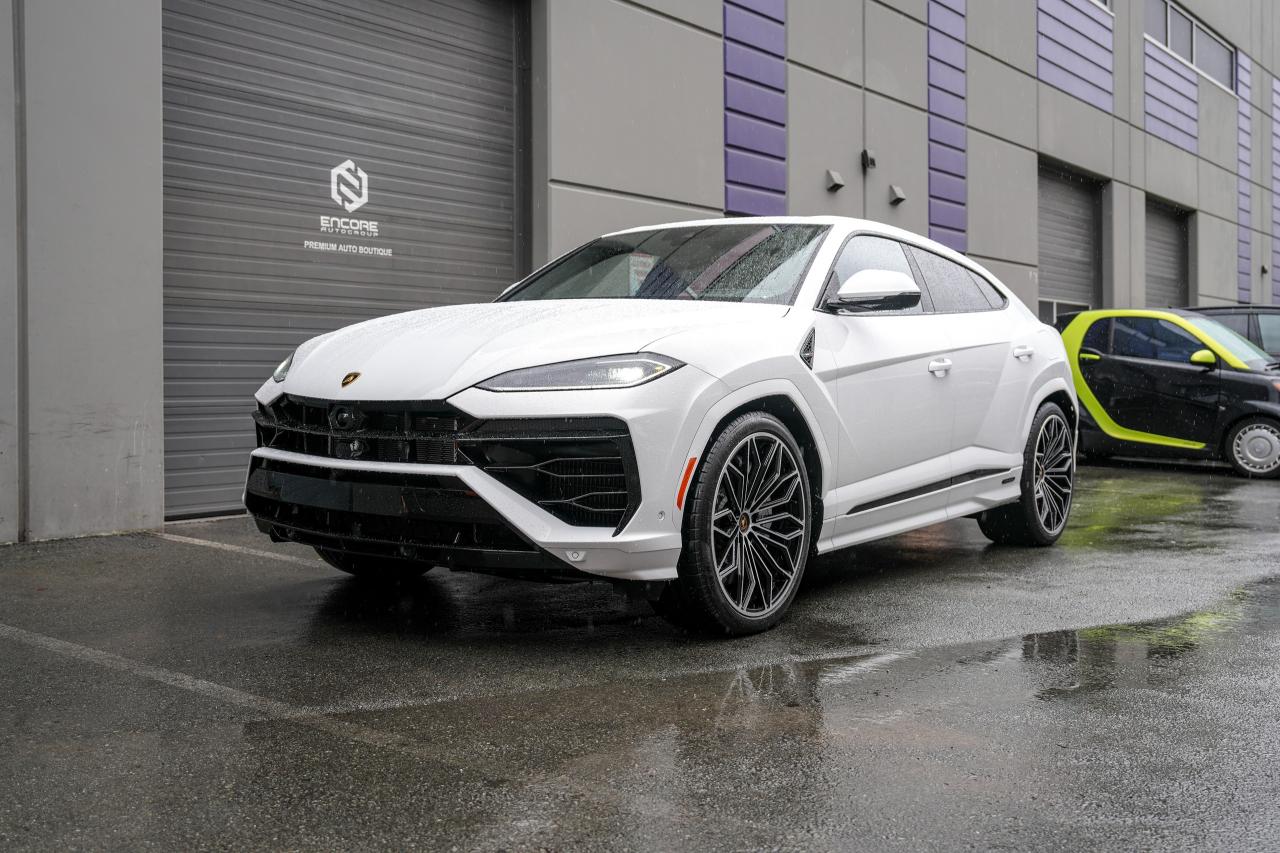 2025 Lamborghini Urus SE - Photo #13