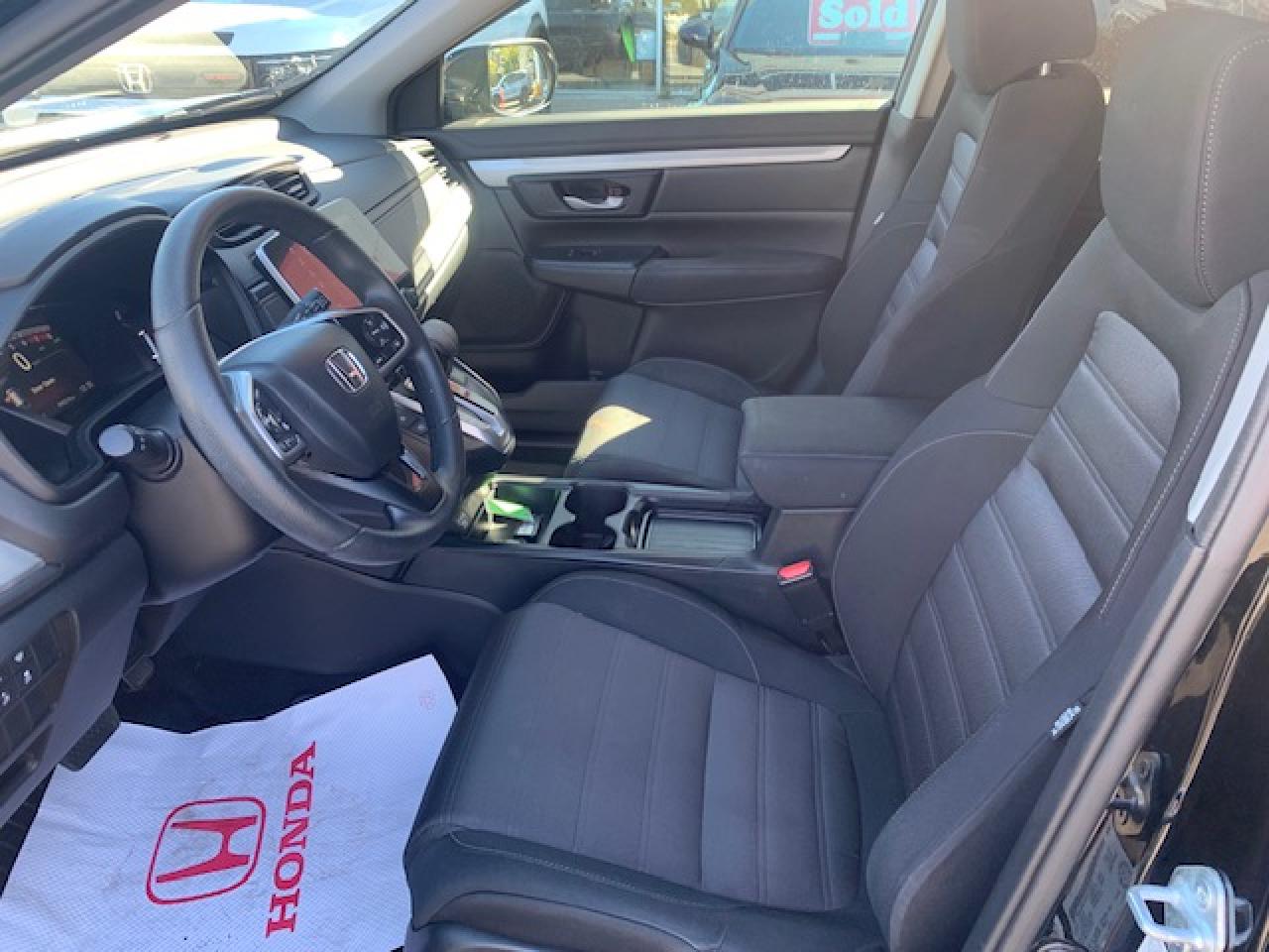 2022 Honda CR-V LX Photo4