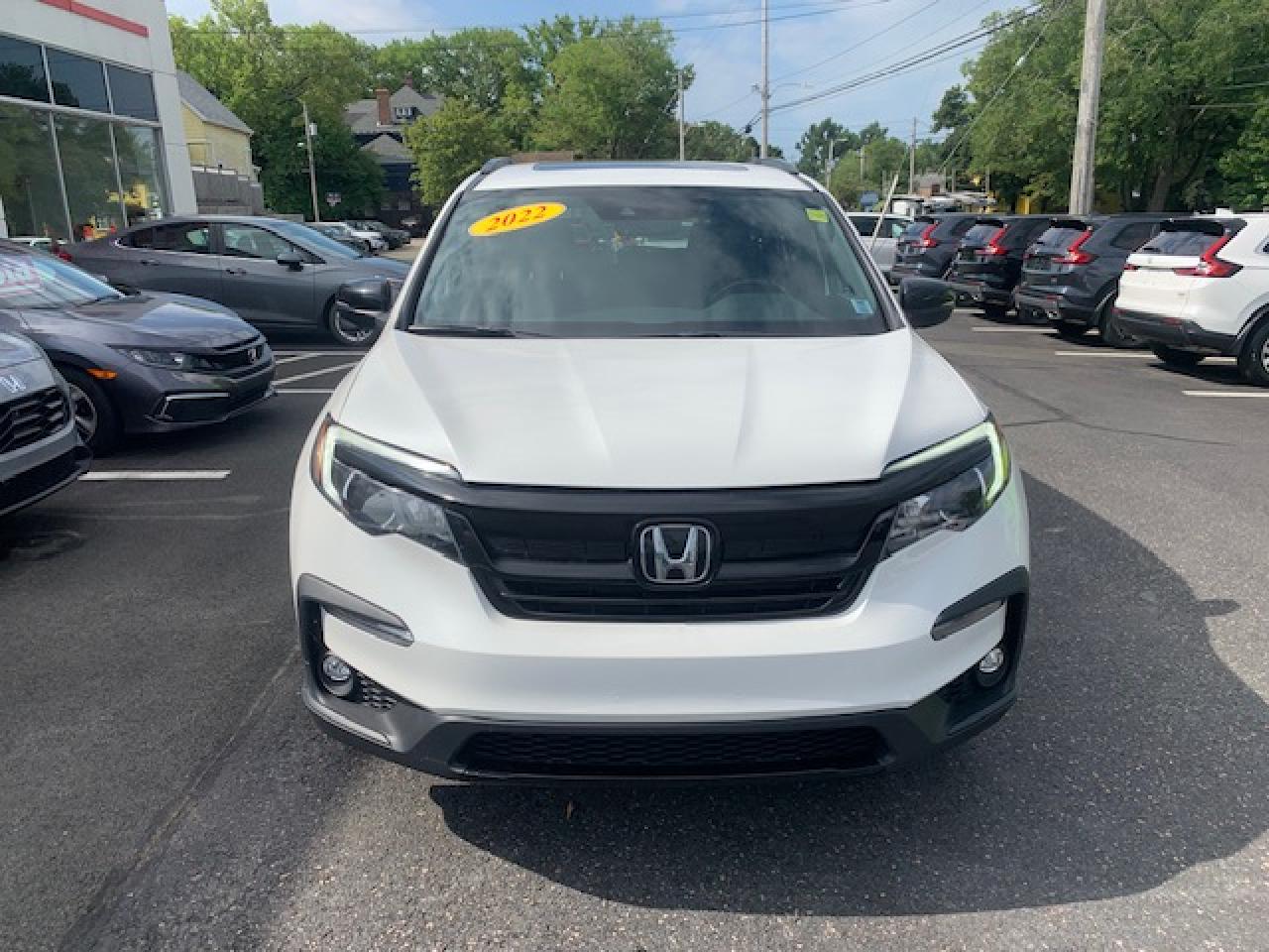 2022 Honda Pilot TrailSport Photo2