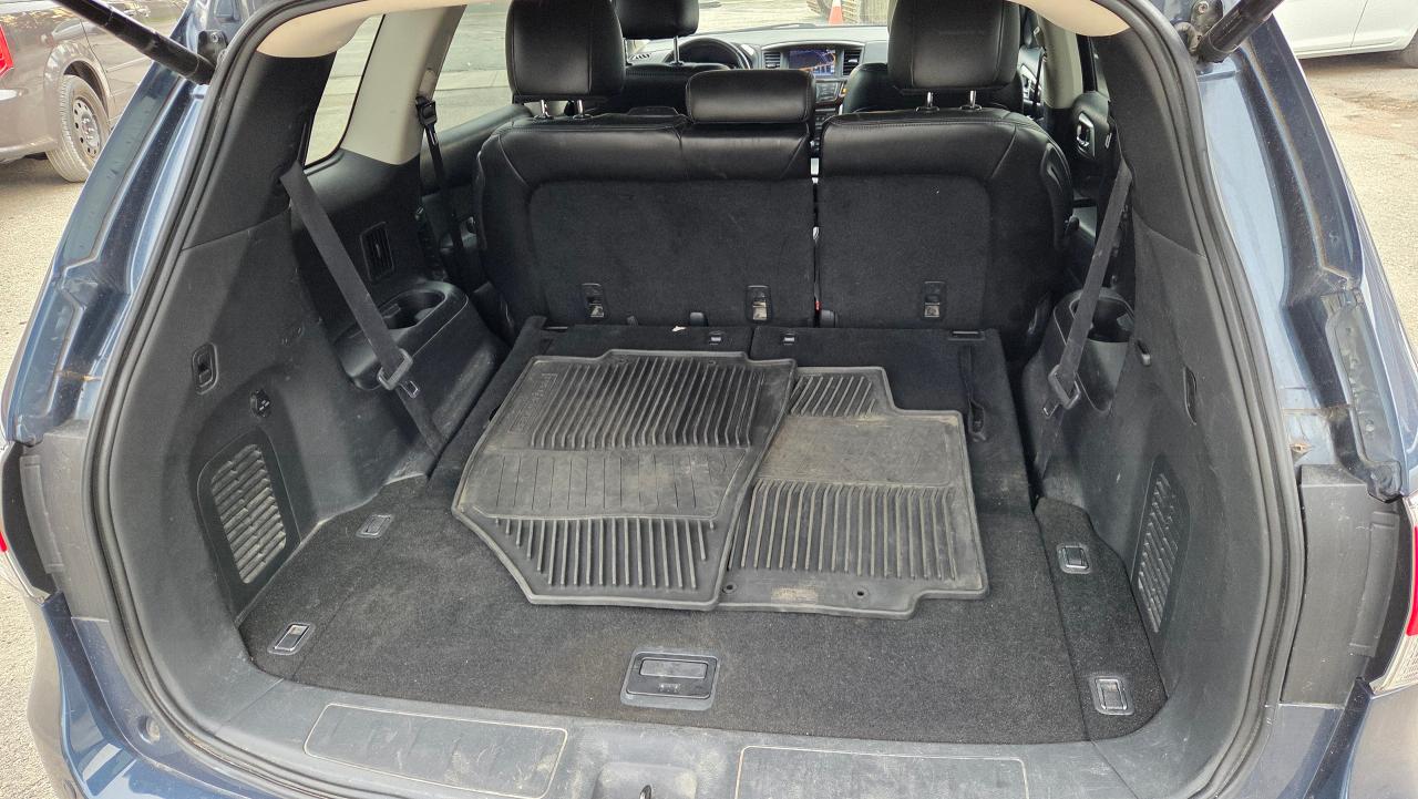 2014 Nissan Pathfinder SL - Photo #12