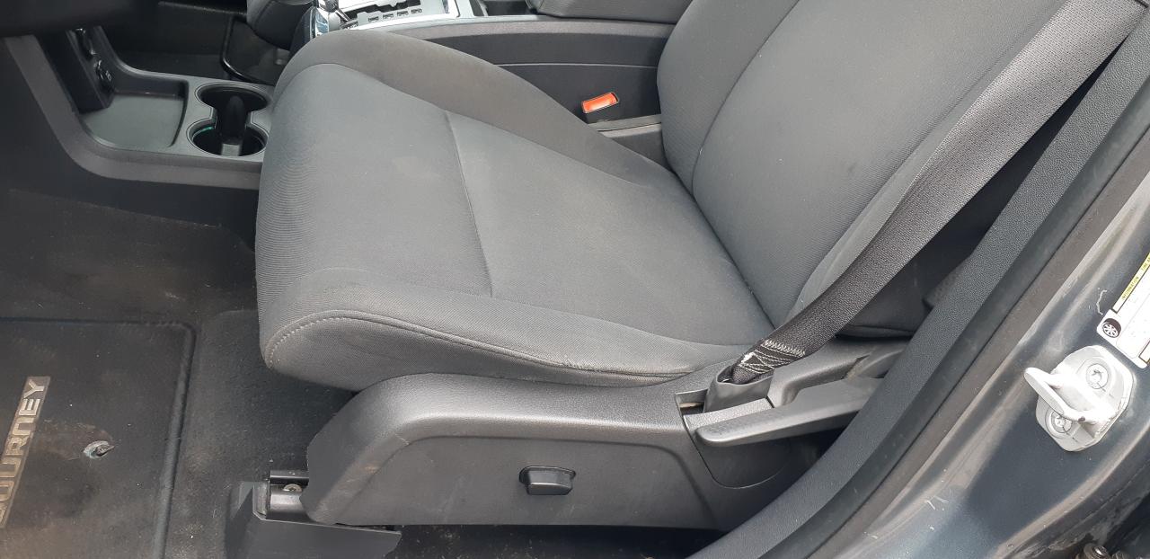 2010 Dodge Journey SXT 7 PASS. - Photo #16