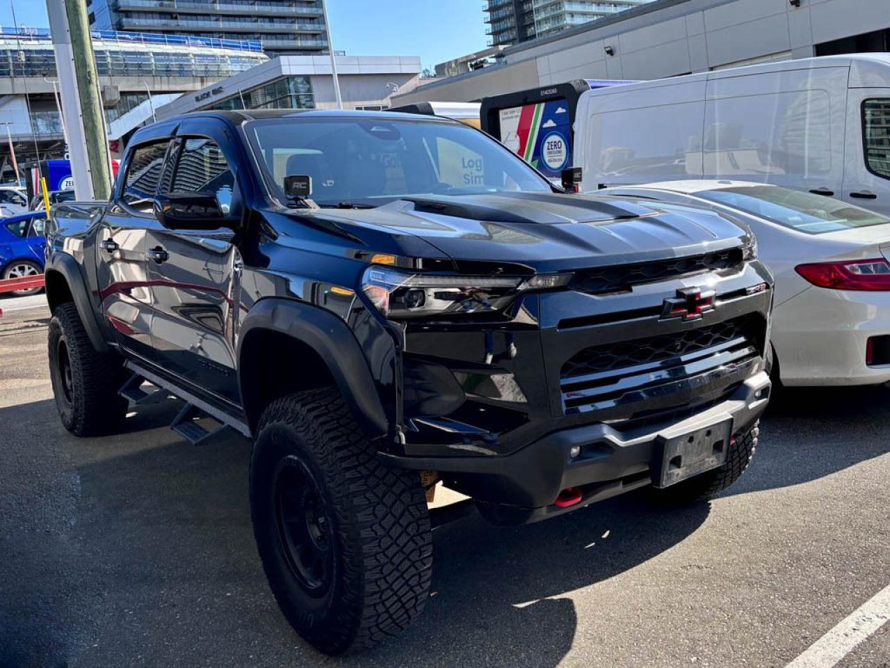 Used 2023 Chevrolet Colorado SHORT BOX/POWER SEAT/SUN ROOF/5 PASSENGERS for sale in Burnaby, BC