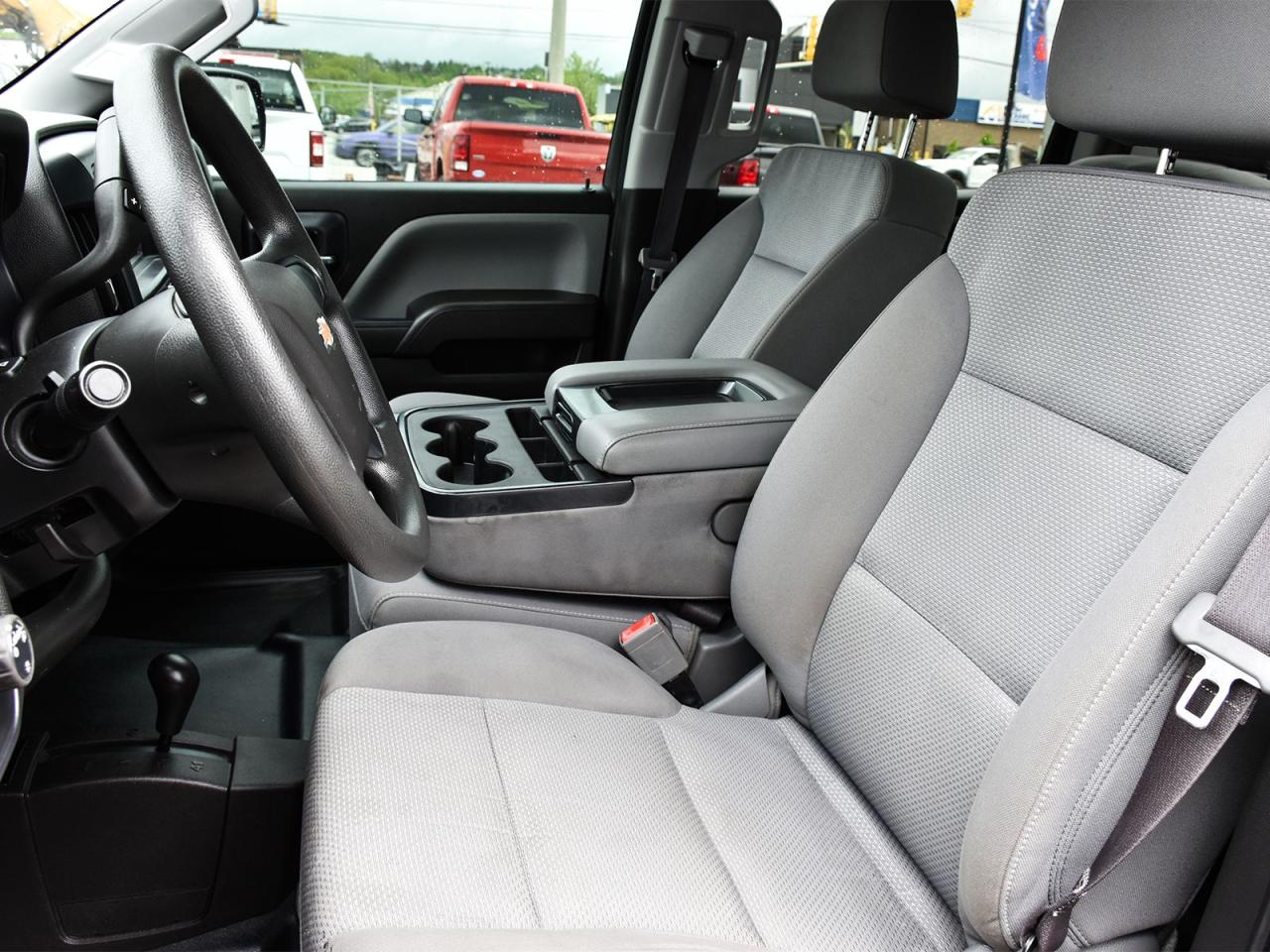 2017 Chevrolet Silverado 1500 WT Crew Cab 4x4 ~Camera ~Bluetooth ~Alloys ~A/C Photo