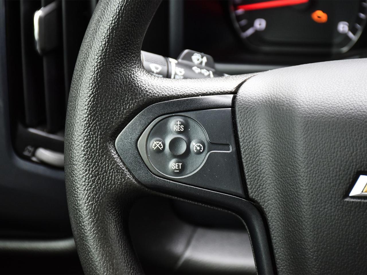 2017 Chevrolet Silverado 1500 WT Crew Cab 4x4 ~Camera ~Bluetooth ~Alloys ~A/C Photo