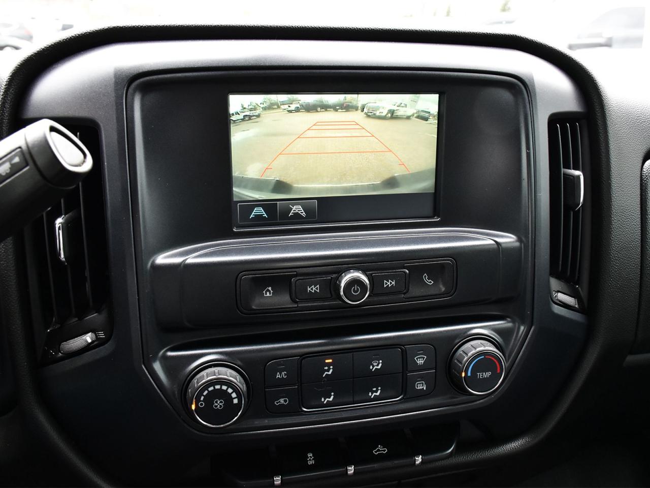 2017 Chevrolet Silverado 1500 WT Crew Cab 4x4 ~Camera ~Bluetooth ~Alloys ~A/C Photo