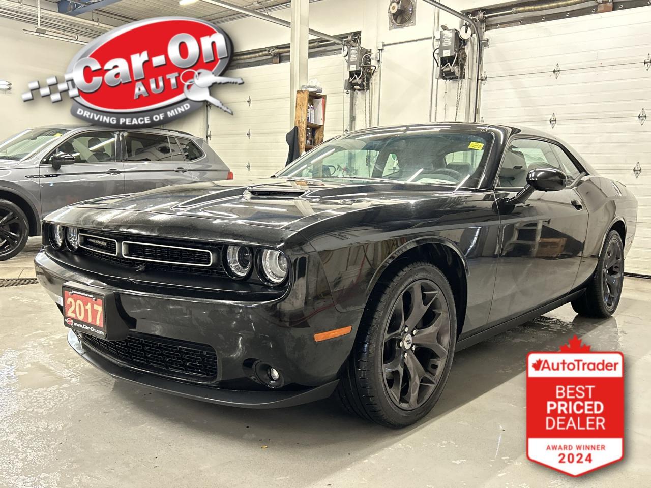 Used 2017 Dodge Challenger SXT PLUS | ONLY 82,000KMS!|305HP|LEATHER|SUNROOF for sale in Ottawa, ON