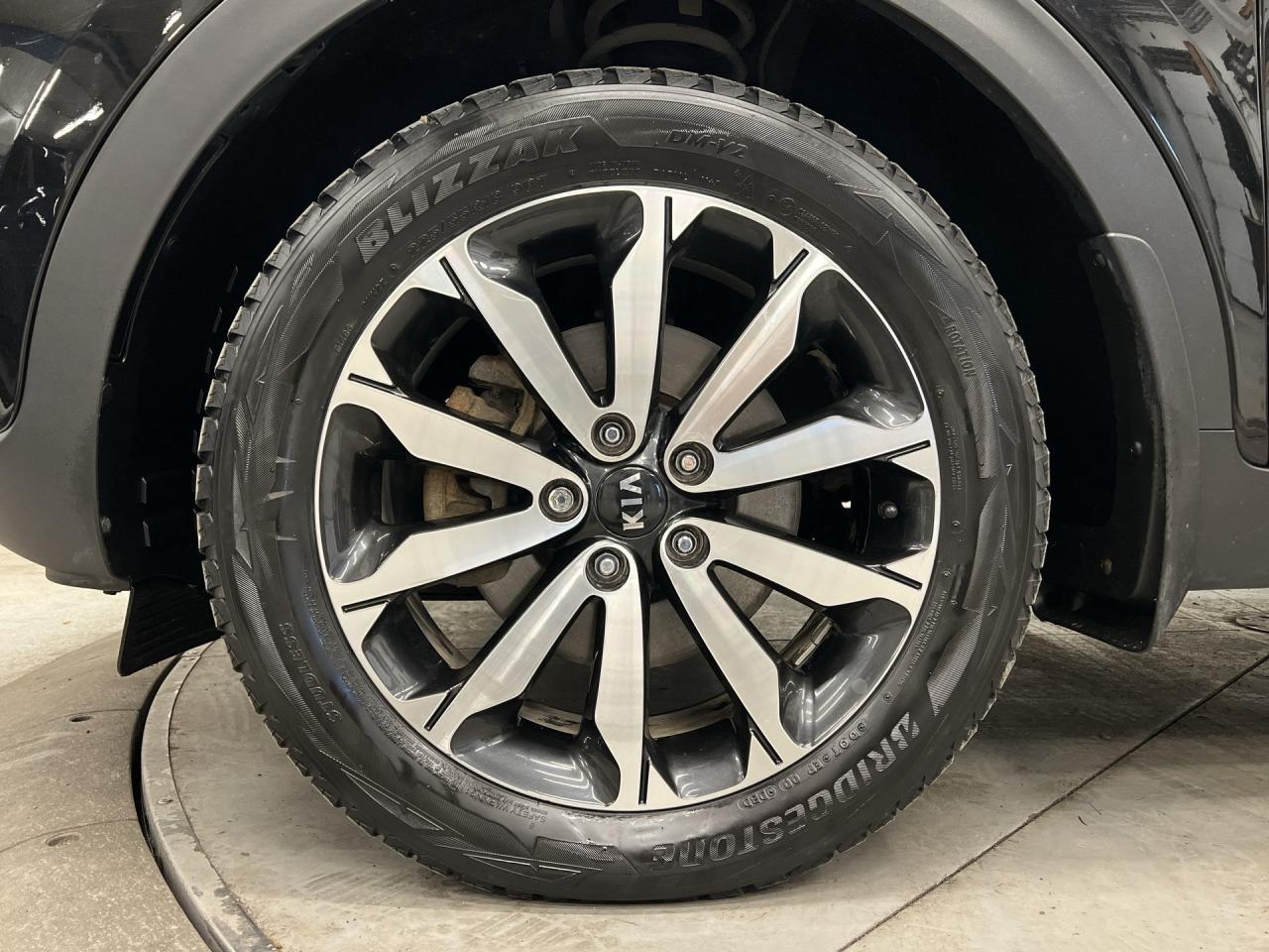 2017 Kia Sportage AWD EX| LOW KMS| HTD SEATS| CARPLAY|18IN ALLOYS Photo