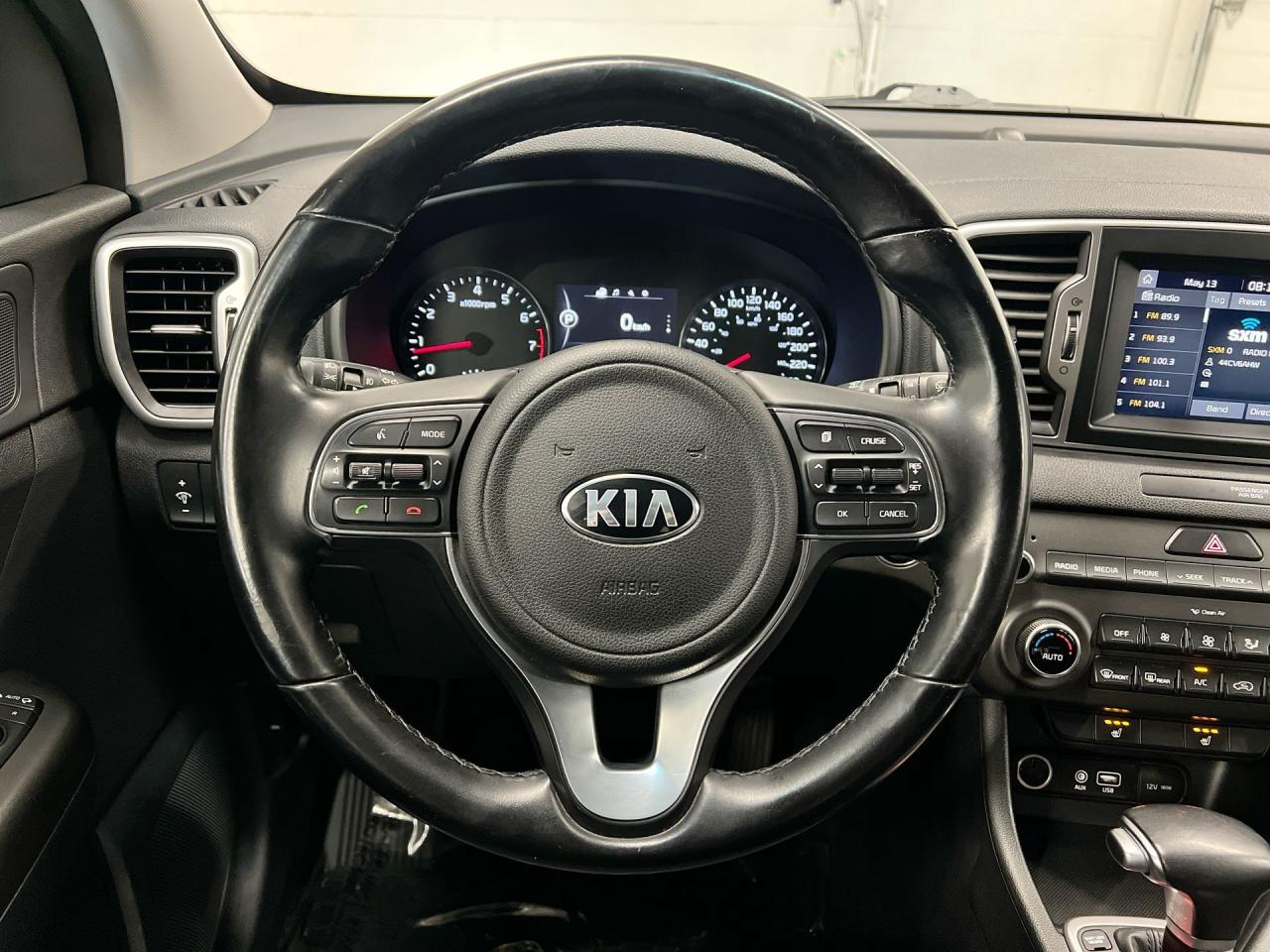 2017 Kia Sportage AWD EX| LOW KMS| HTD SEATS| CARPLAY|18IN ALLOYS Photo