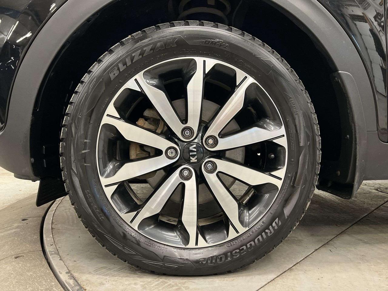2017 Kia Sportage AWD EX| LOW KMS| HTD SEATS| CARPLAY|18IN ALLOYS Photo