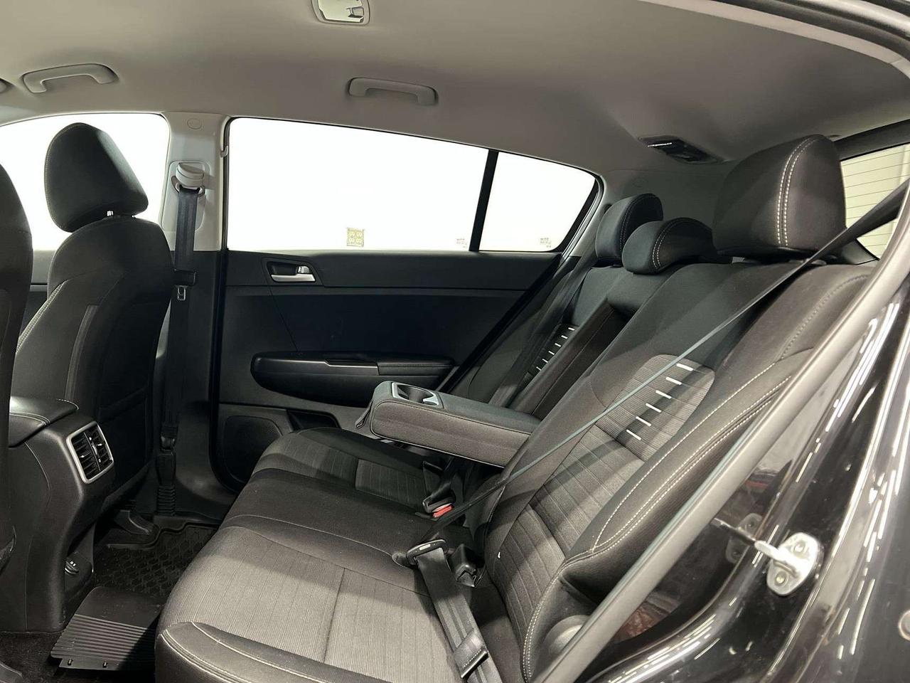 2017 Kia Sportage AWD EX| LOW KMS| HTD SEATS| CARPLAY|18IN ALLOYS Photo