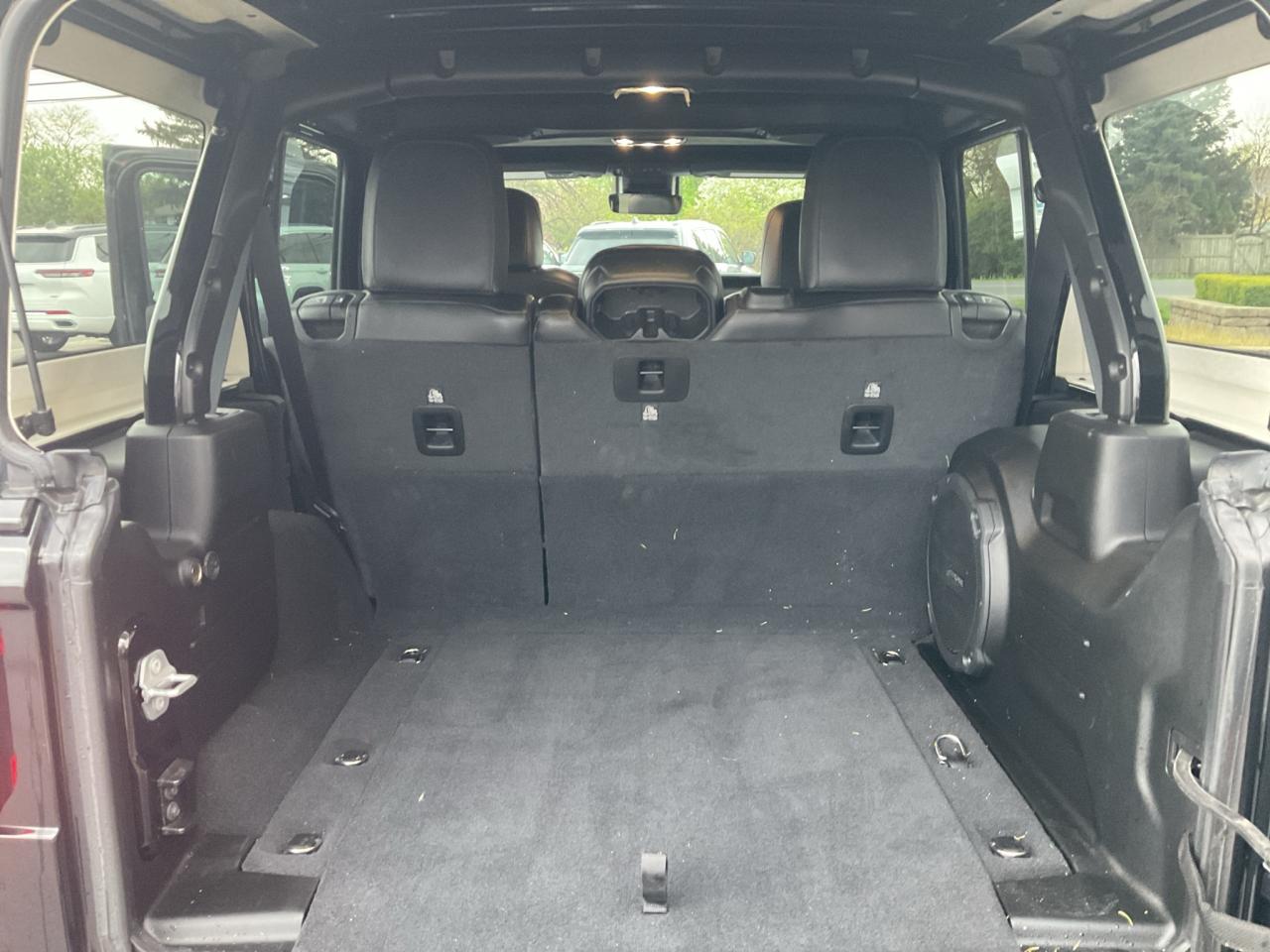 2021 Jeep Wrangler Unlimited HIGH ALTITUDE / SKY TOP / ADV SAFETY / TRAILER TOW Photo