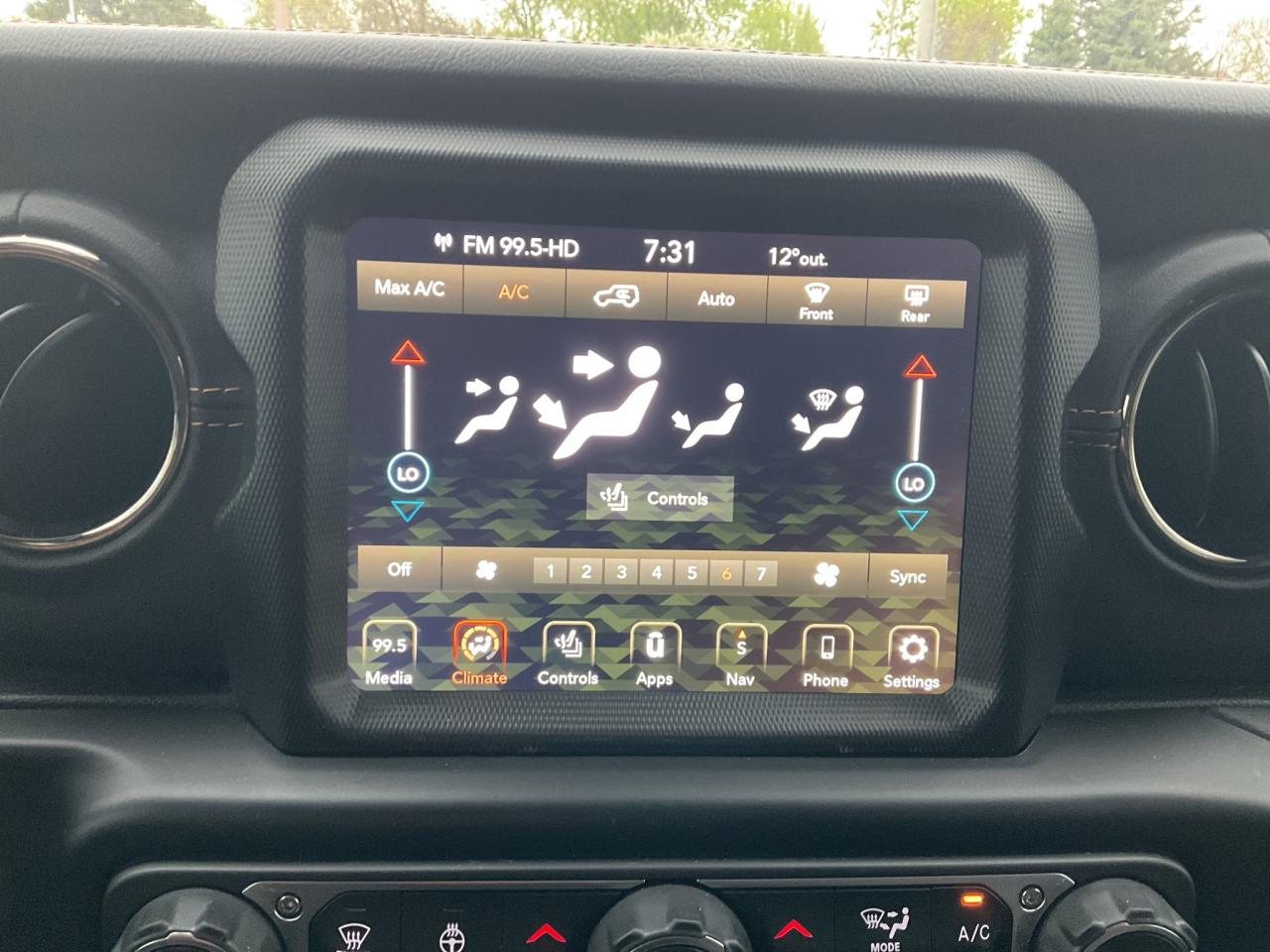 2021 Jeep Wrangler Unlimited HIGH ALTITUDE / SKY TOP / ADV SAFETY / TRAILER TOW Photo