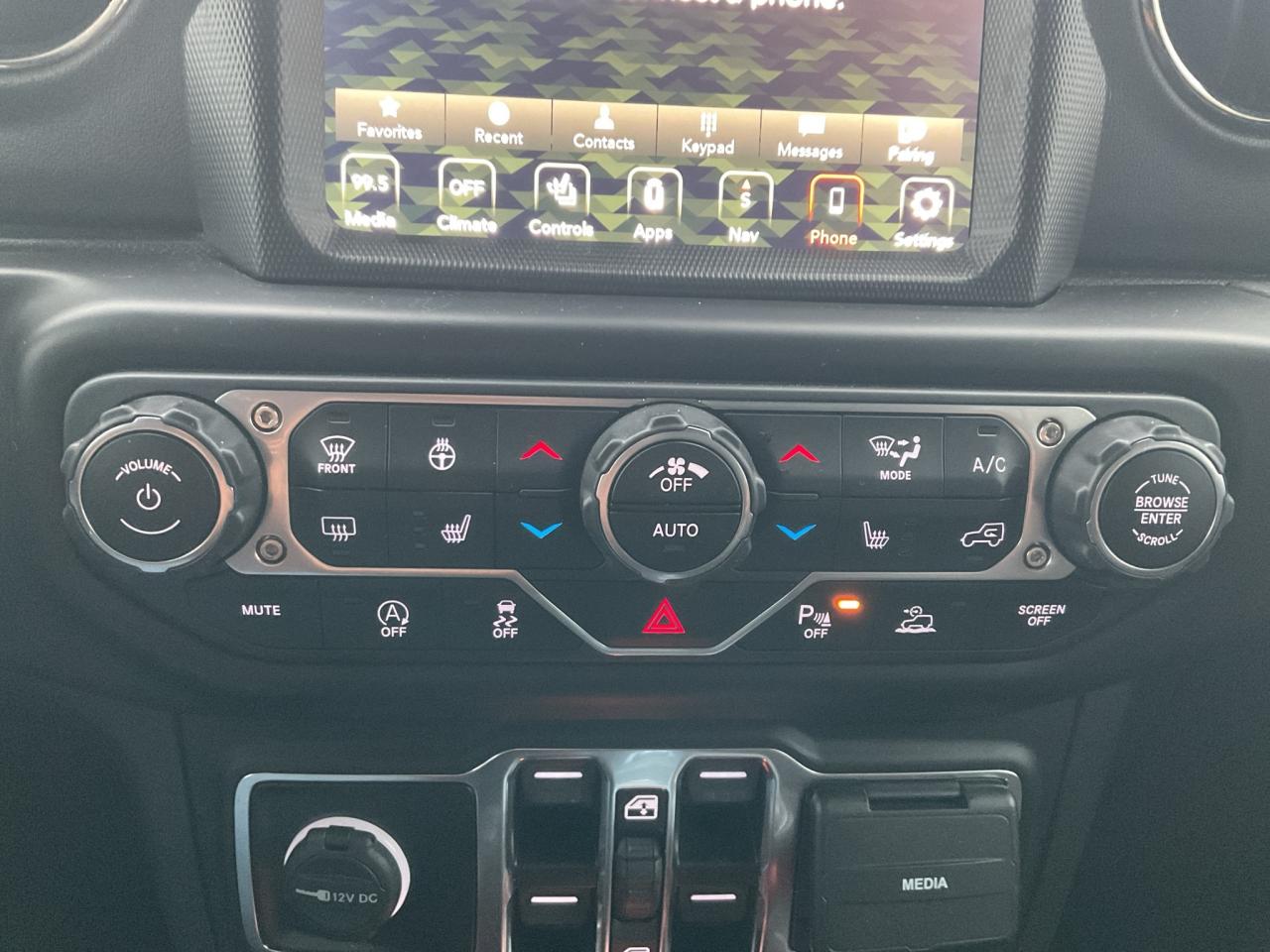 2021 Jeep Wrangler Unlimited HIGH ALTITUDE / SKY TOP / ADV SAFETY / TRAILER TOW Photo