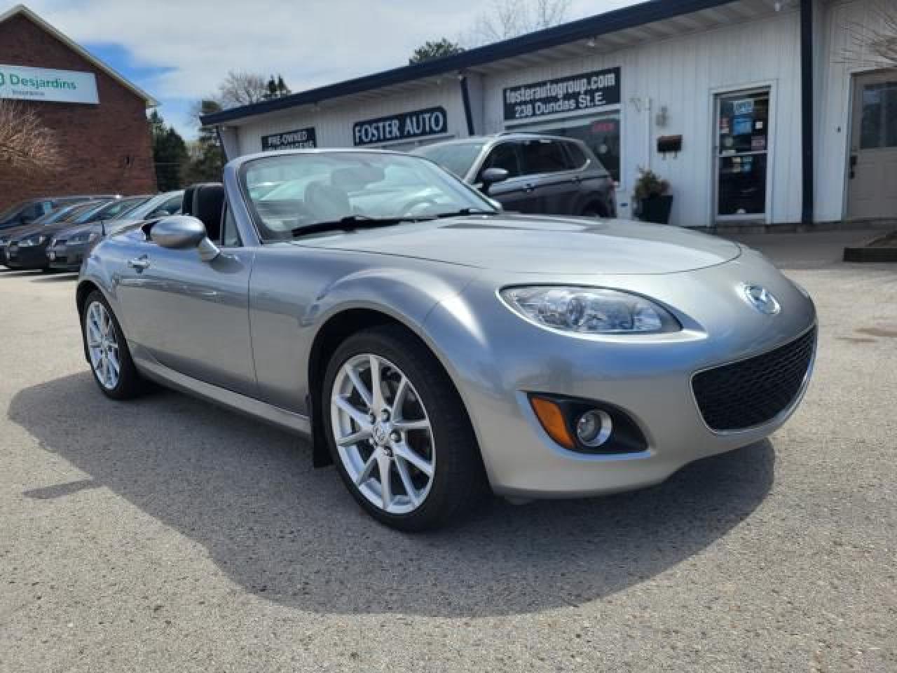 2010 Mazda Miata MX-5 Grand Touring PRHT Photo17