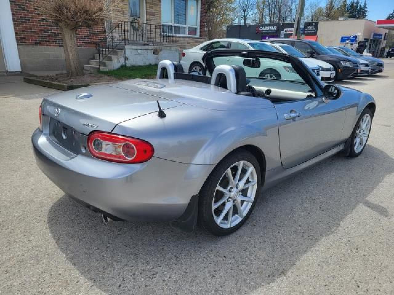 2010 Mazda Miata MX-5 Grand Touring PRHT Photo19