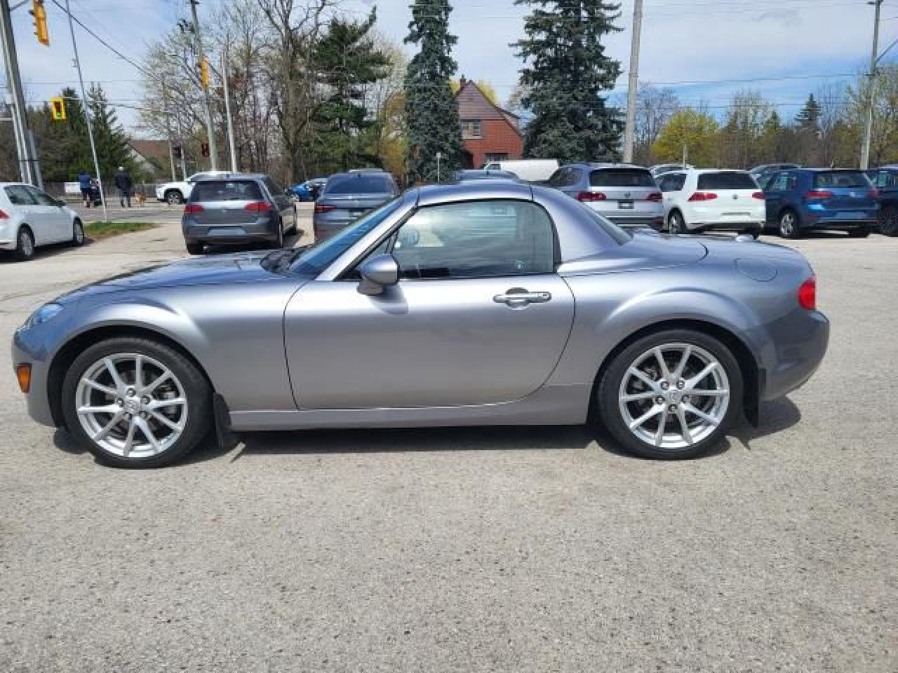 2010 Mazda Miata MX-5 Grand Touring PRHT Photo15