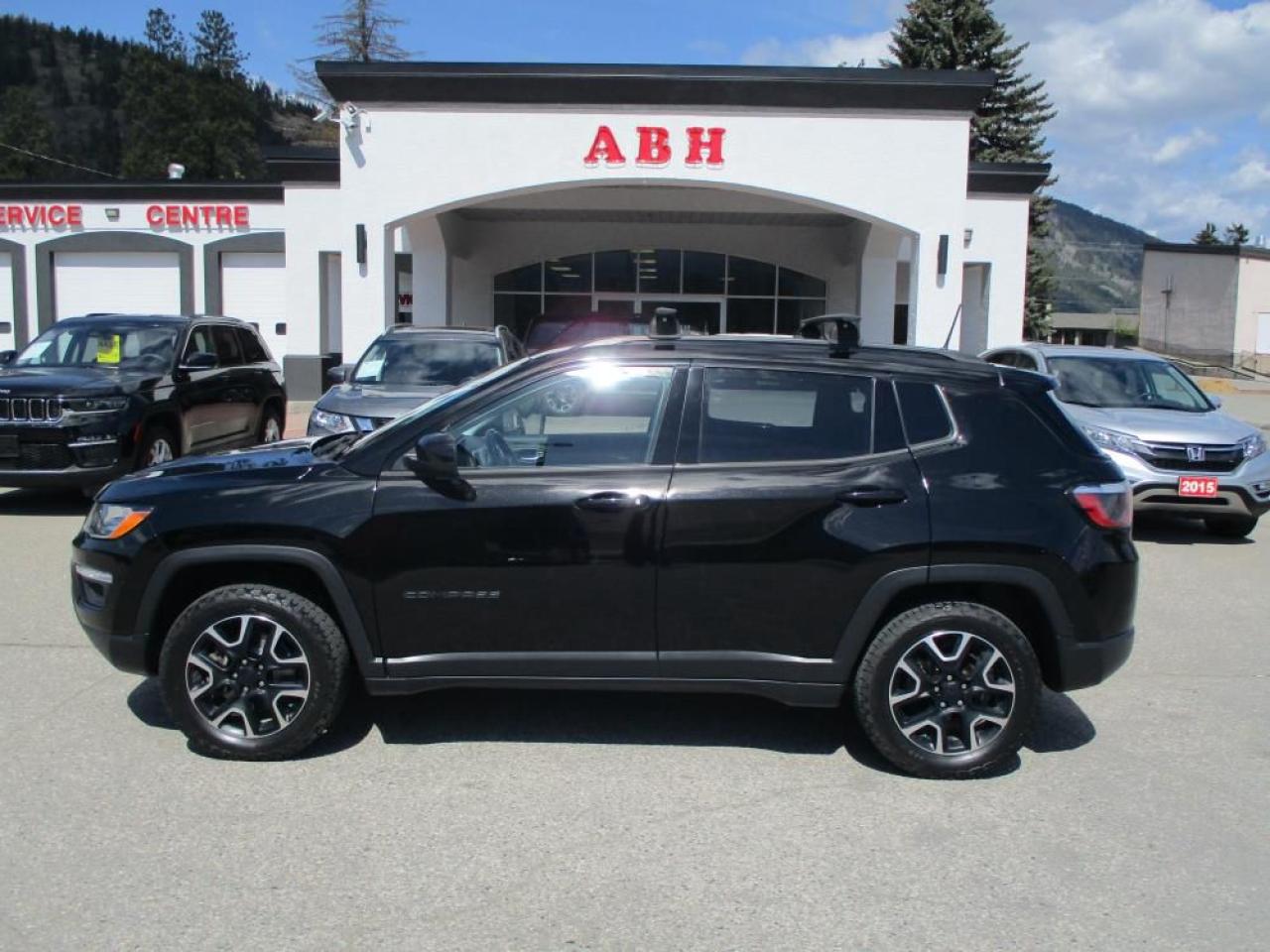 2021 Jeep Compass Sport 4WD Photo2