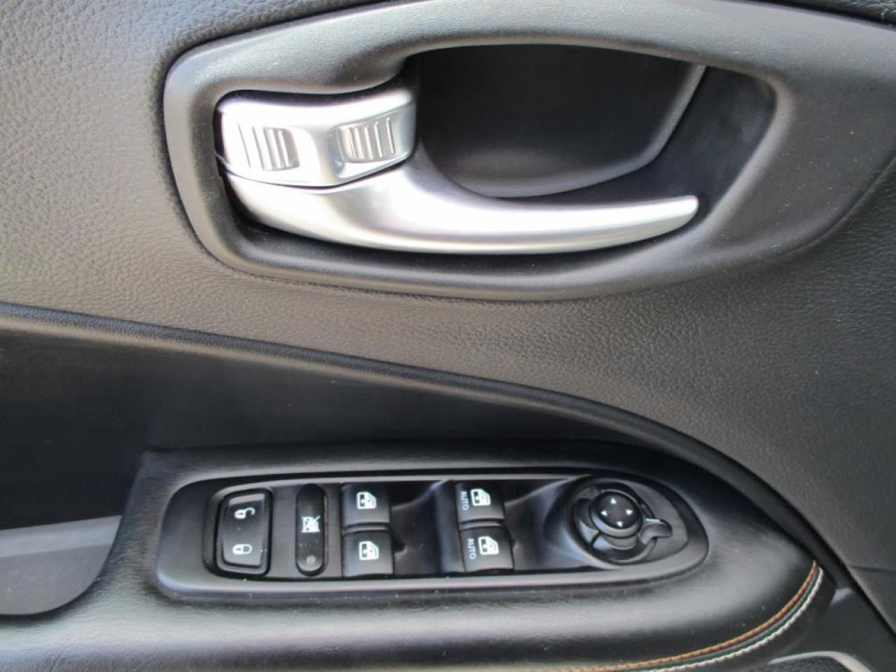 2021 Jeep Compass Sport 4WD Photo9
