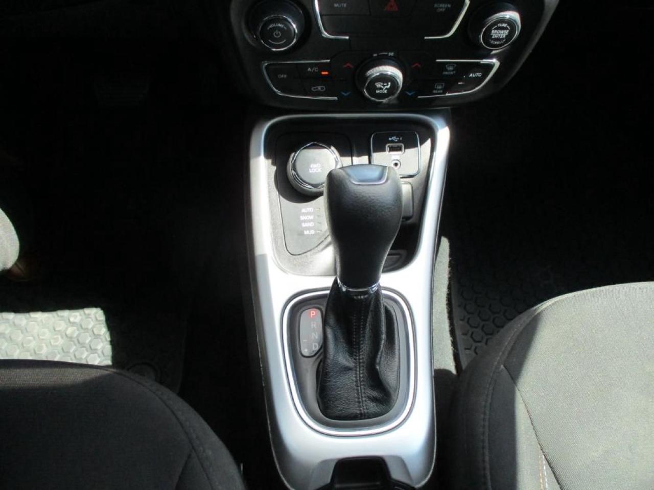 2021 Jeep Compass Sport 4WD Photo20