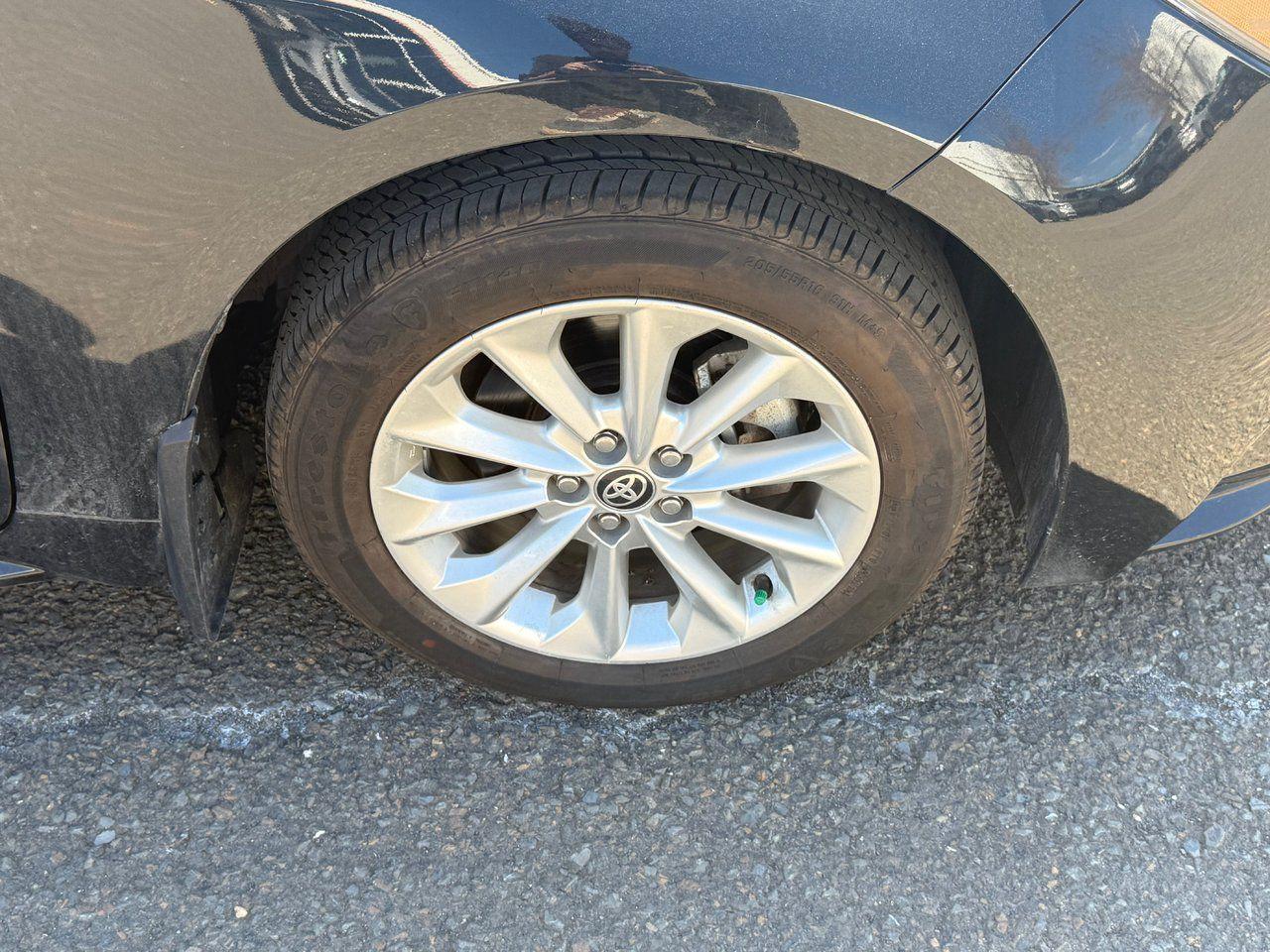 2022 Toyota Corolla  Photo3