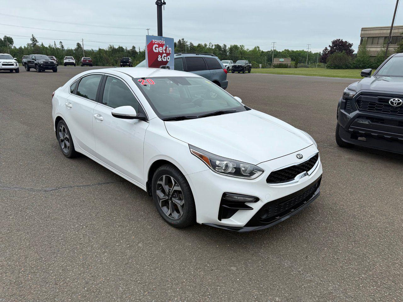 2020 Kia Forte  Photo2