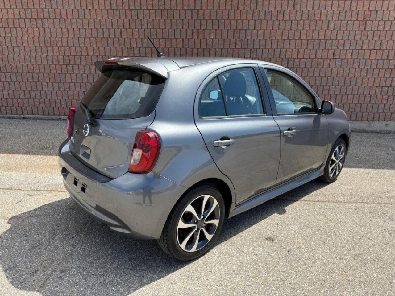 2017 Nissan Micra SR | CLEAN CARFAX | BLUETOOTH | BACK UP CAM | ALLOY WHEELS | CRUISE CONTROL | - Photo #4