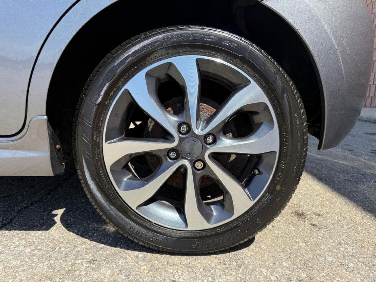 2017 Nissan Micra SR | CLEAN CARFAX | BLUETOOTH | BACK UP CAM | ALLOY WHEELS | CRUISE CONTROL | - Photo #12