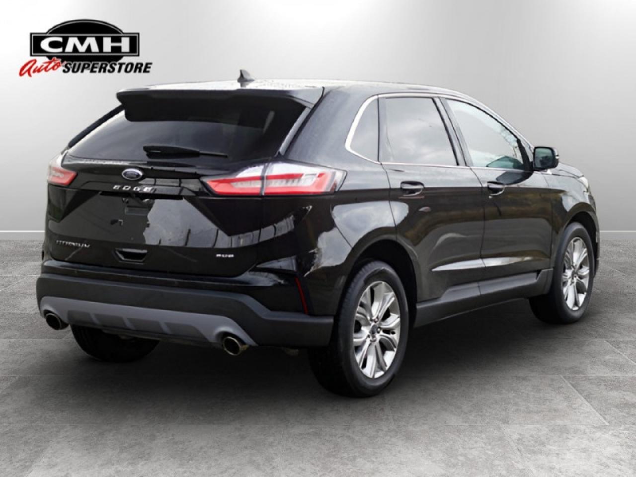 2022 Ford Edge Titanium  **PANO ROOF - PWR GATE** Photo4