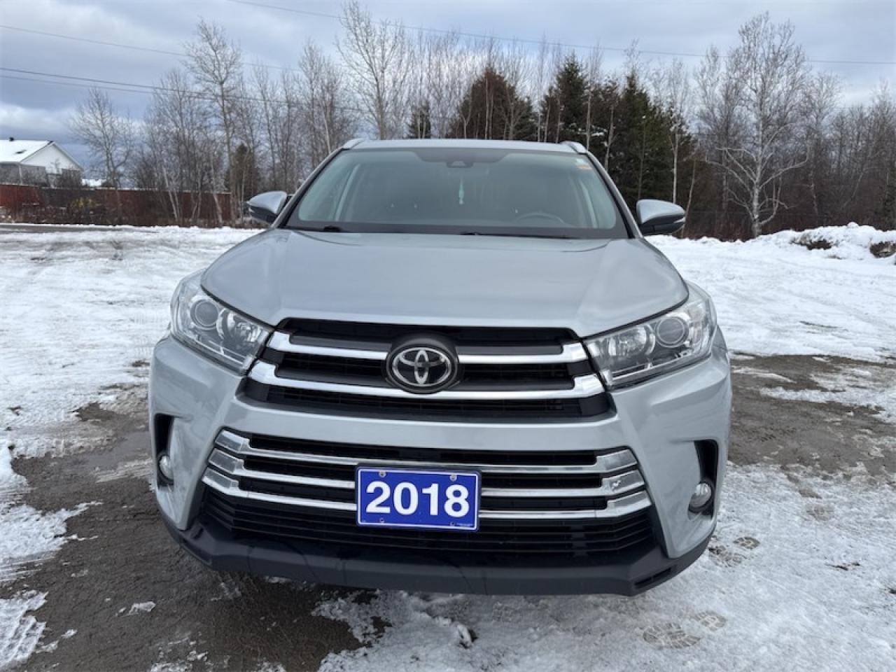 2018 Toyota Highlander XLE AWD  Sunroof - $283 B/W Photo