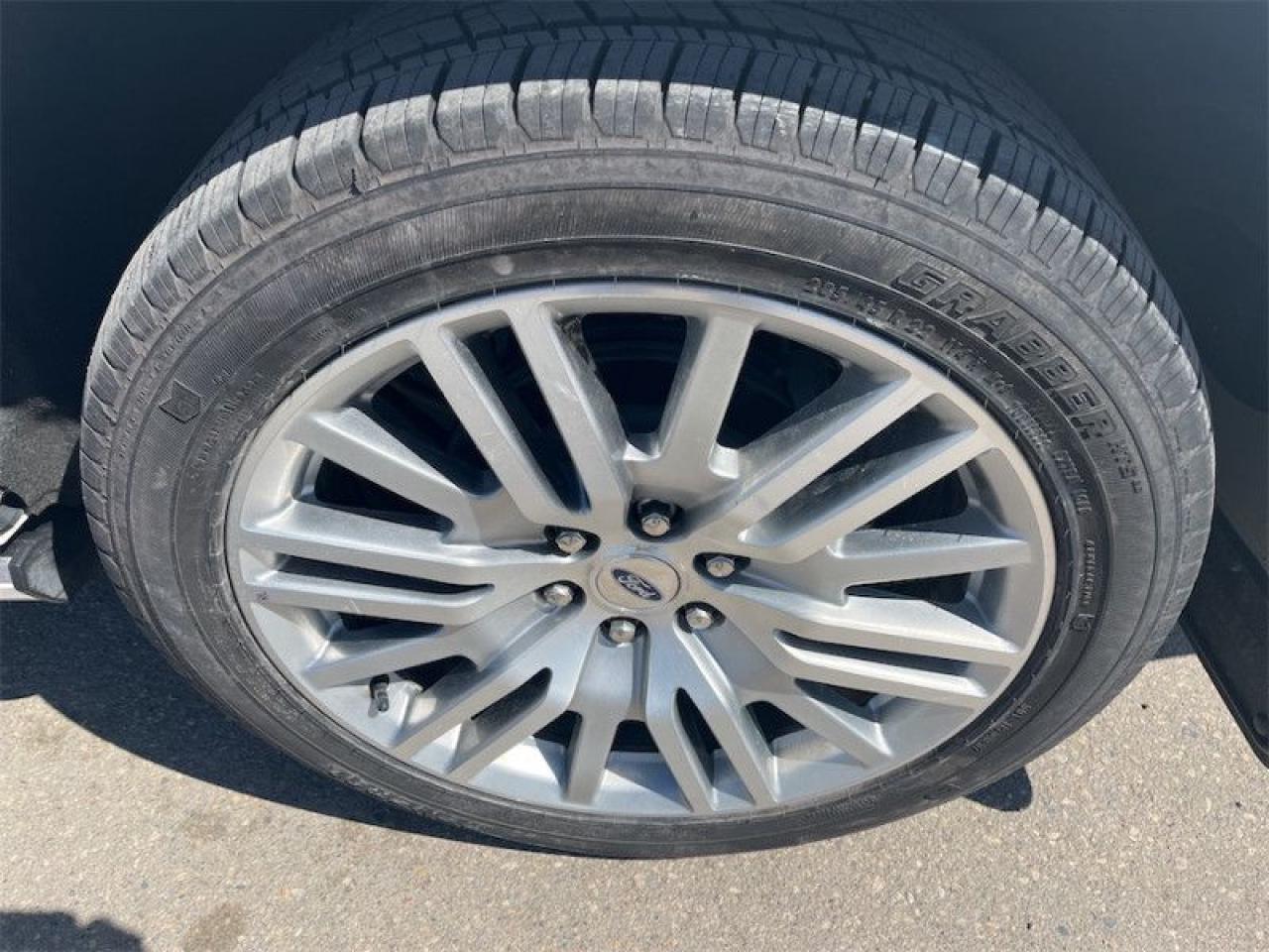 2024 Ford Expedition  Photo5