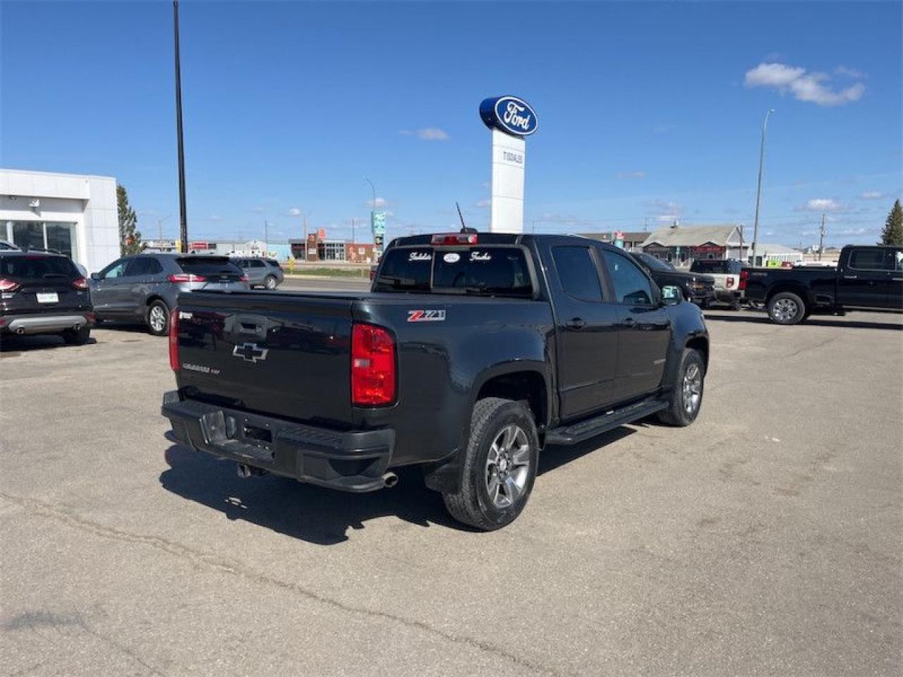 2018 Chevrolet Colorado Z71  -  Heated Seats Photo5