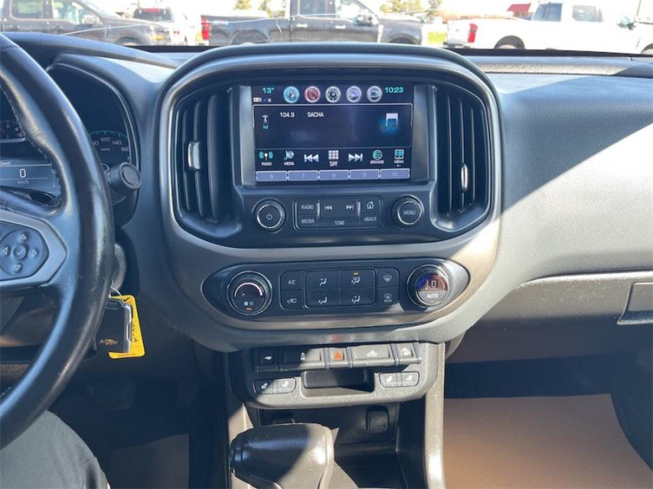 2018 Chevrolet Colorado Z71  -  Heated Seats Photo5