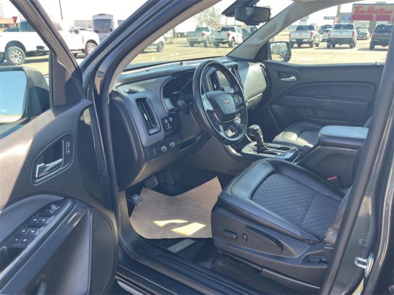 2018 Chevrolet Colorado Z71  -  Heated Seats Photo5