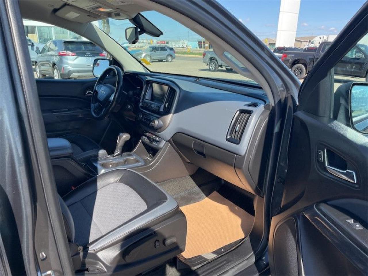 2018 Chevrolet Colorado Z71  -  Heated Seats Photo5