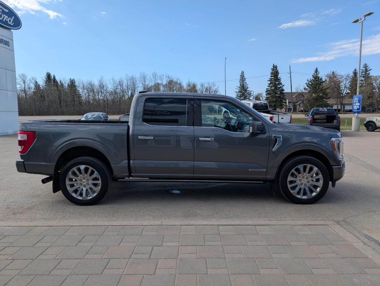 2022 Ford F-150 Limited  Photo4