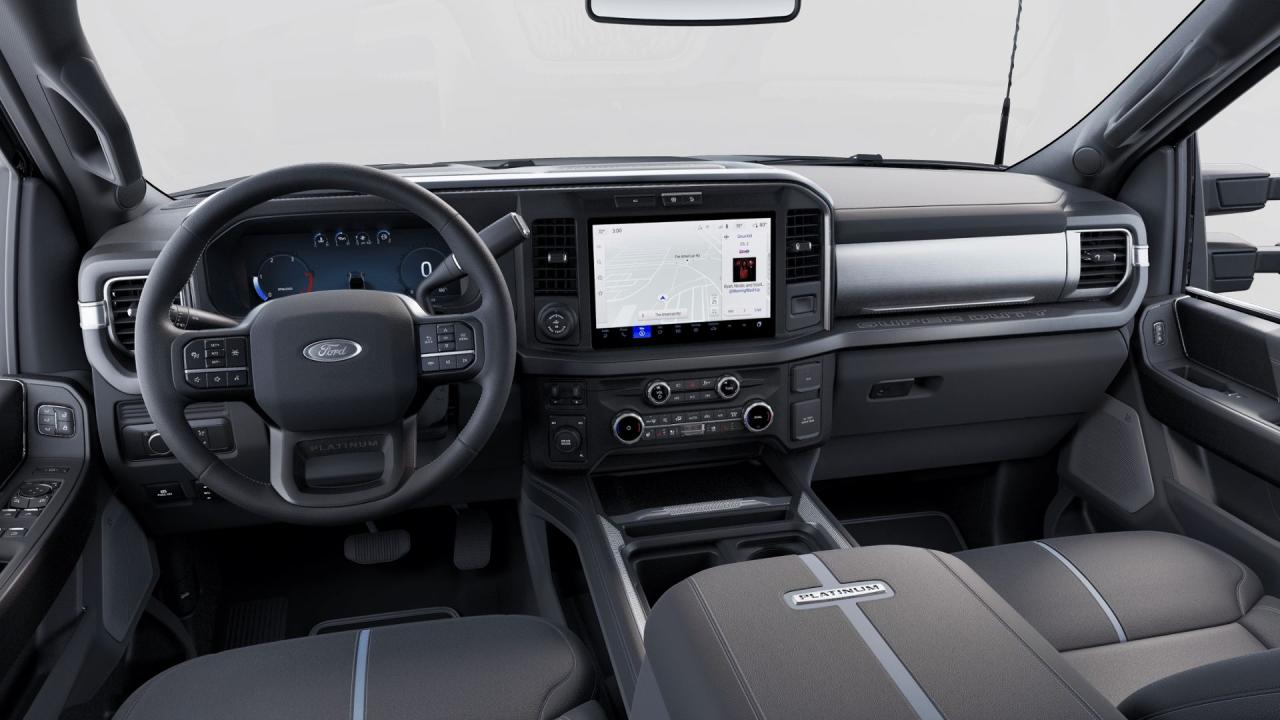 2025 Ford F-450 Platinum Photo5