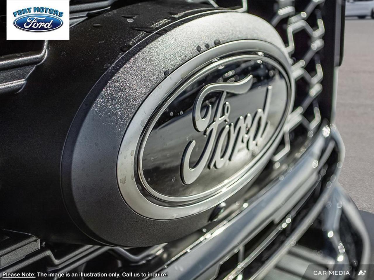 2025 Ford SUPERDUTY F-350® Lariat® Photo5