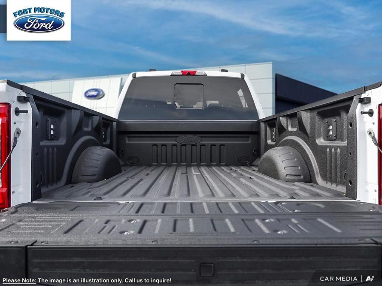 2025 Ford SUPERDUTY F-350® Lariat® Photo5