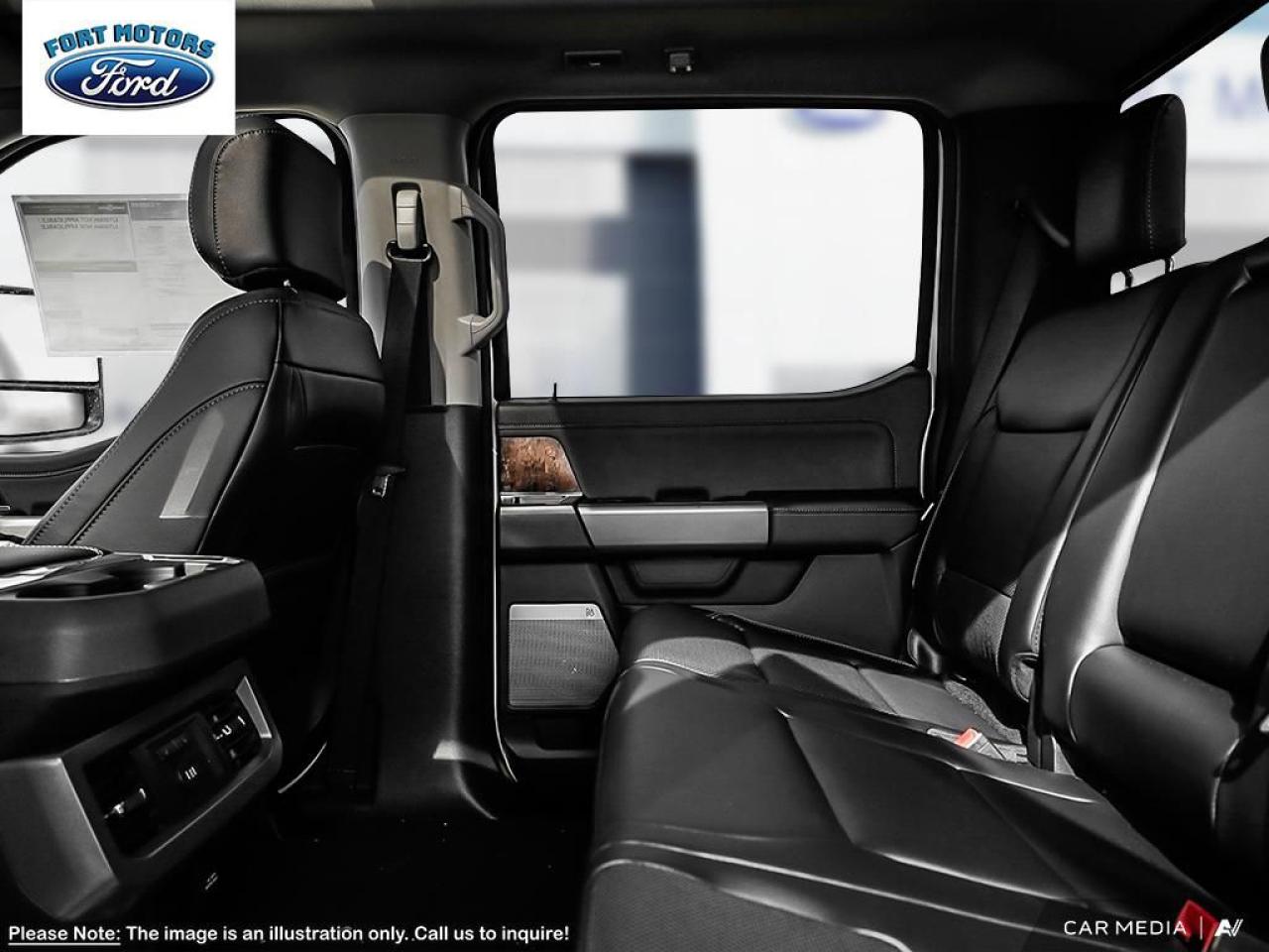 2025 Ford SUPERDUTY F-350® Lariat® Photo5