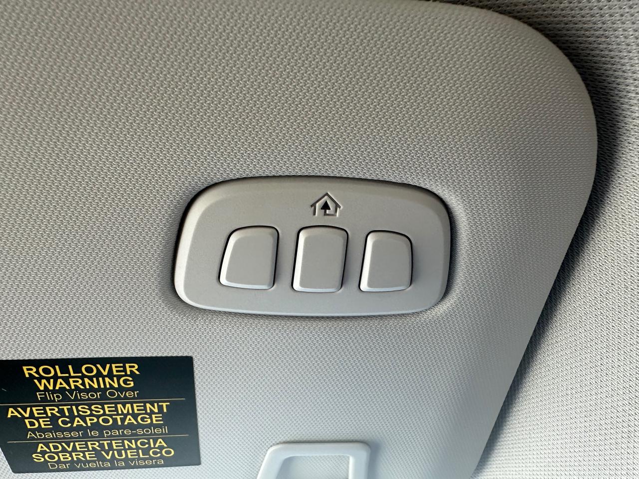 2024 Ford Escape Platinum Photo5